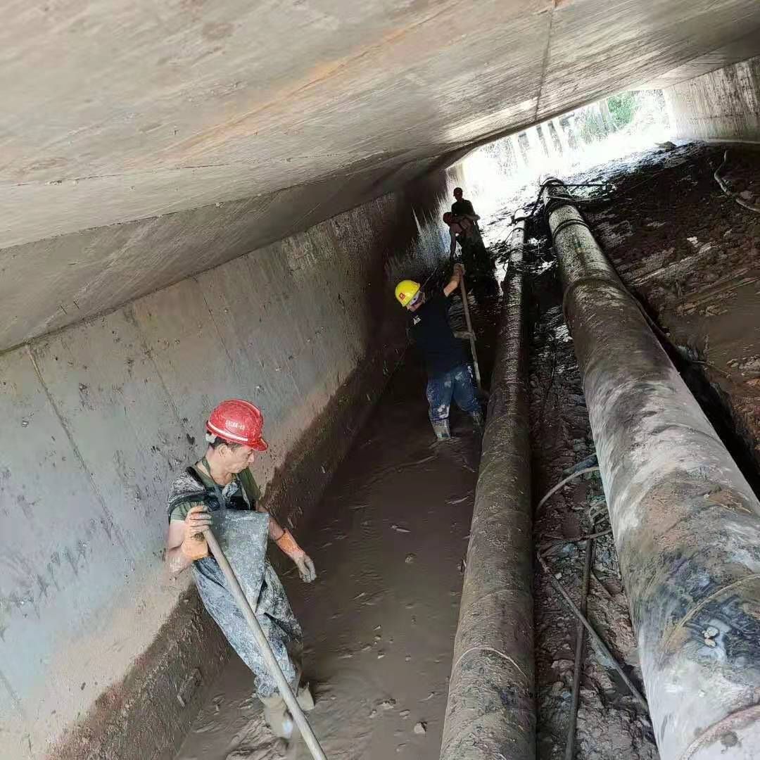 让胡路工业管道清淤